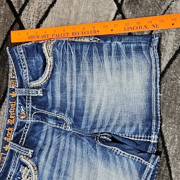 ROCK REVIVAL DELLAH EASY EMBROIDERED RHINESTONES SEQUINS FAUX-FLAP DENIM SHORTS - Picture 10 of 16